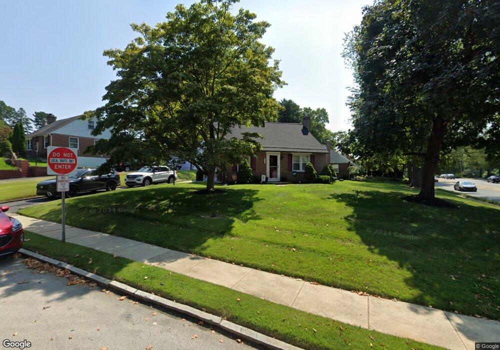 900 Greenbriar Ln, Springfield, PA 19064 - photo 1