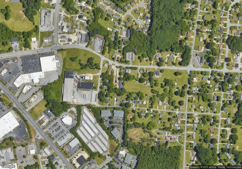 506 E Fairfield Rd, High Point, NC 27263 - photo 1