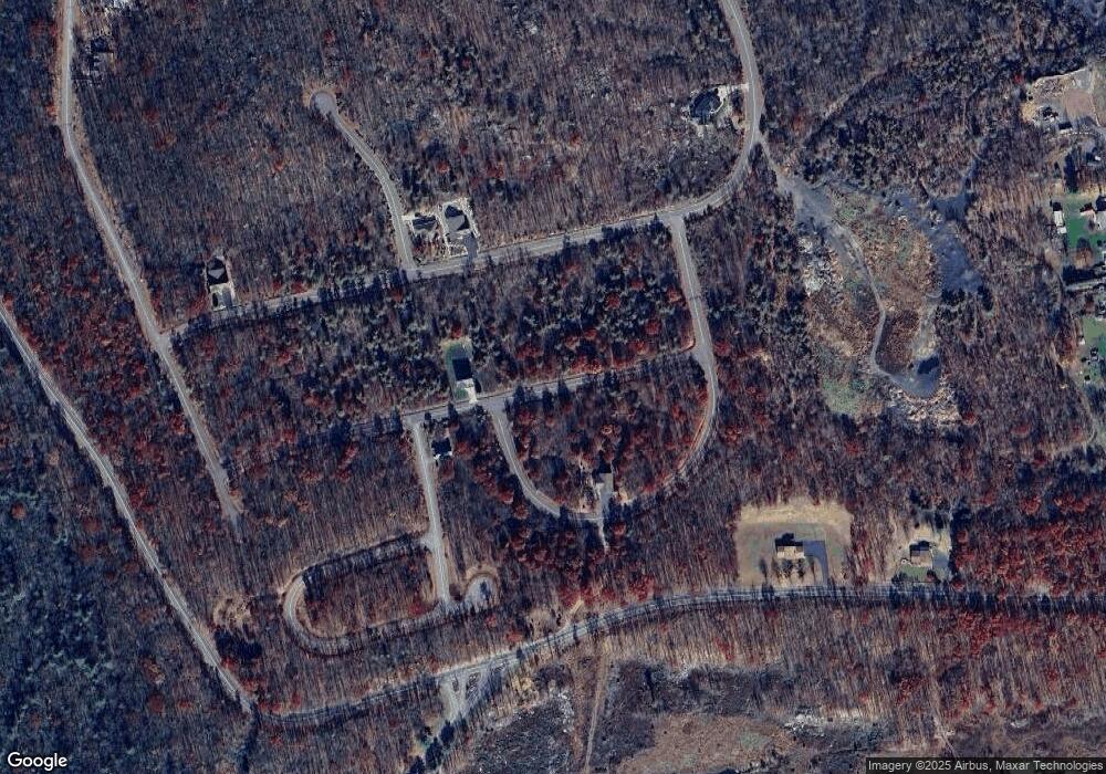 201 Pocahontas Dr, Hazleton, PA 18202 - photo 1