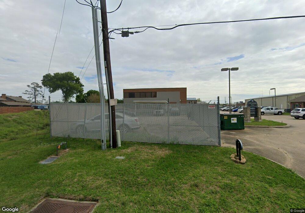 620 Esplanade St unit E, Lake Charles, LA 70607 - photo 1