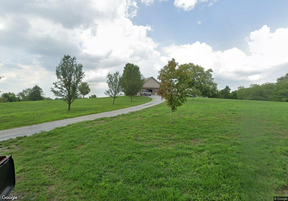 220 Drake Ln, Harrodsburg, KY 40330 - photo 1