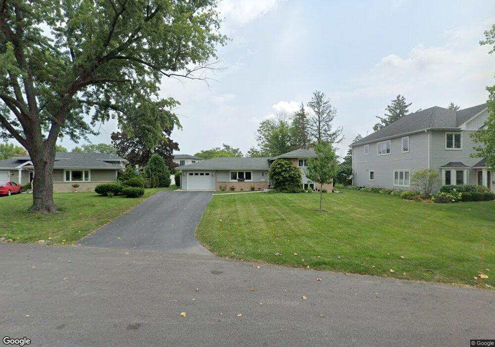 1327 Huber Ln, Glenview, IL 60026 - photo 1