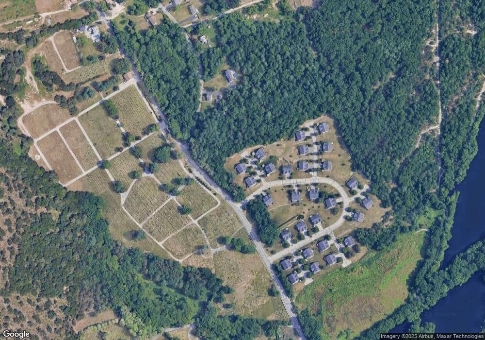 80 Fox Run Rd, Blackstone, MA 01504 - photo 1