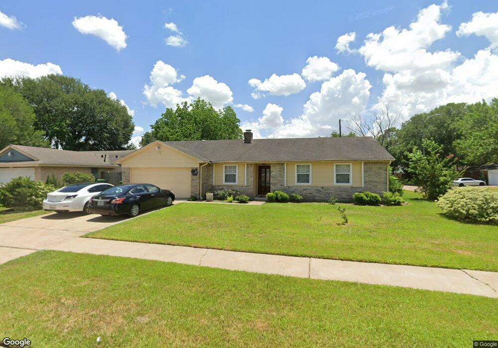 8402 Gulf Spring Ln, Houston, TX 77075 - photo 1