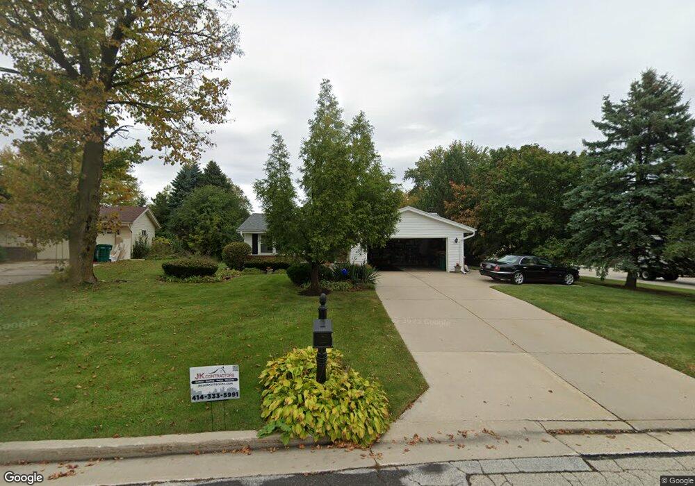 N101W15842 Santa fe Dr, Germantown, WI 53022 - photo 1