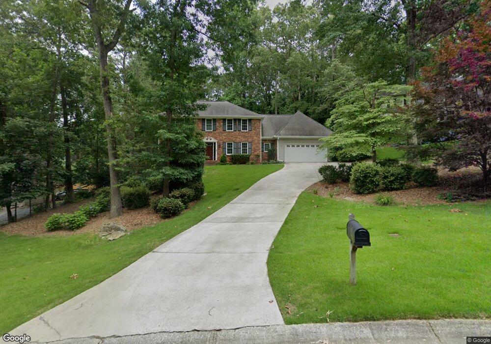2279 N Forest Dr, Marietta, GA 30062 - photo 1