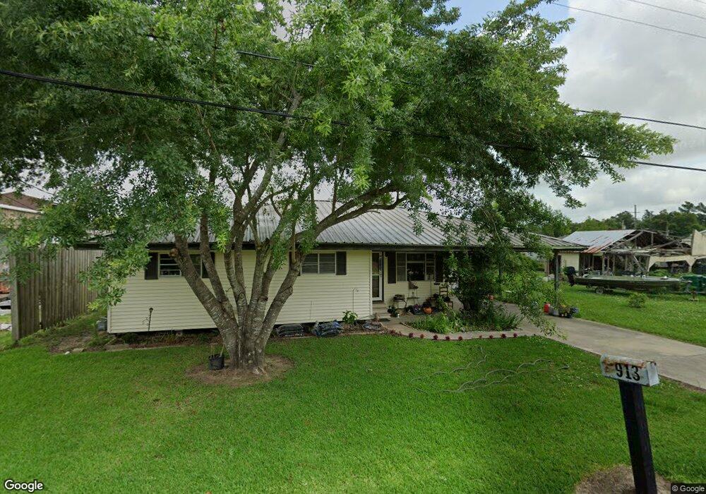 913 Lebleu Rd, Lake Charles, LA 70607 - photo 1