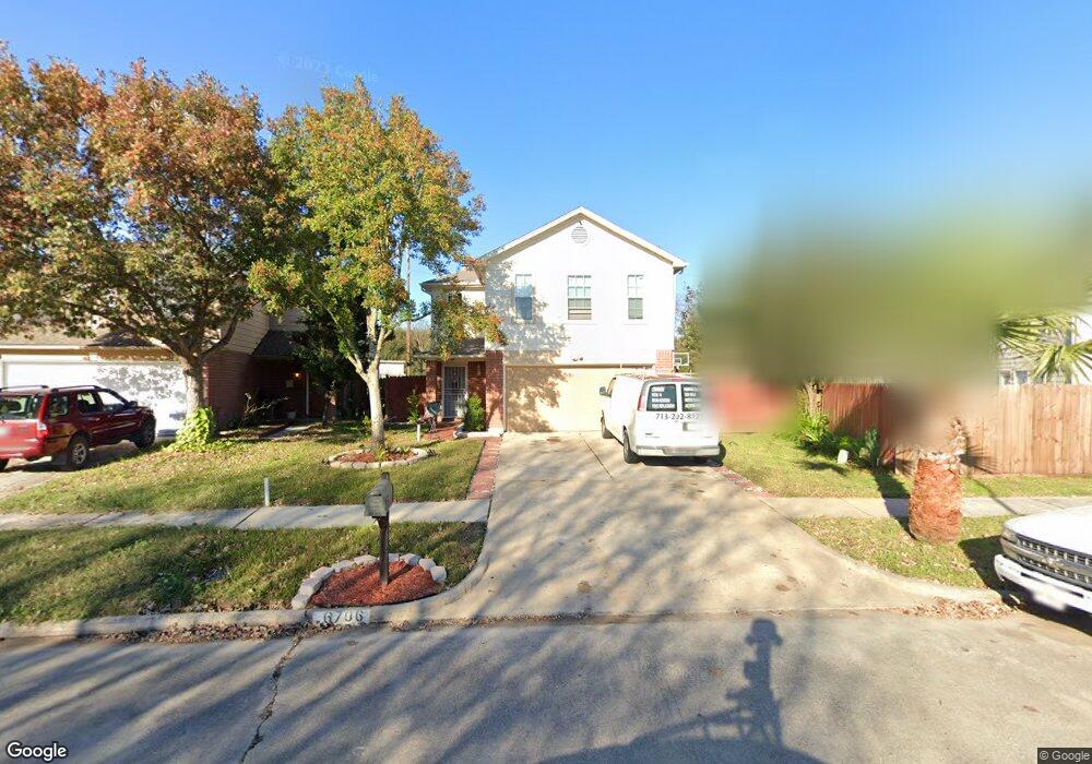 6706 Bayou Crest Dr, Houston, TX 77088 - photo 1