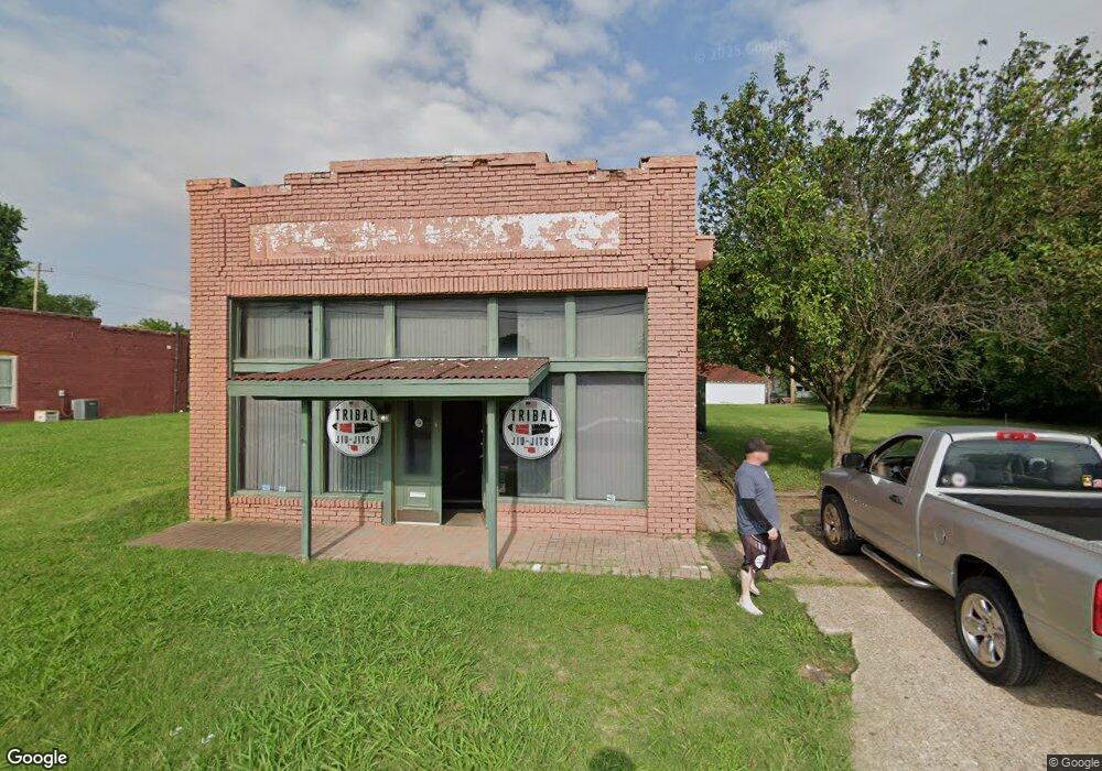 530 E St NW, Ardmore, OK 73401 - photo 1