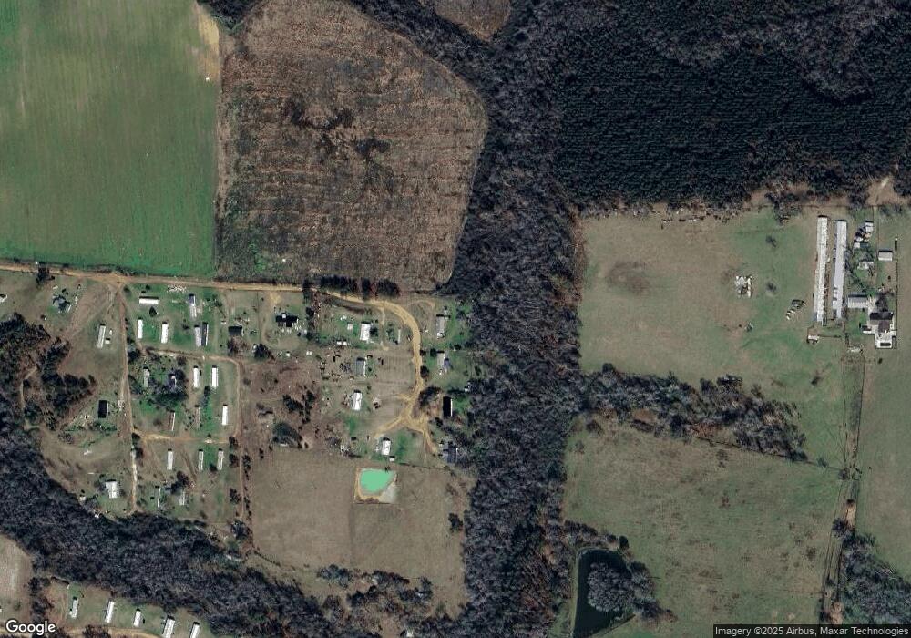 207 Broker Rd, Douglas, GA 31535 - photo 1