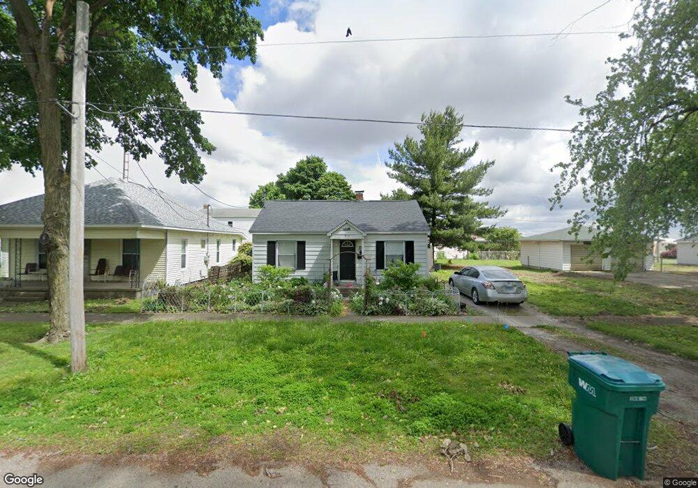 816 Piatt Ave, Mattoon, IL 61938 - photo 1