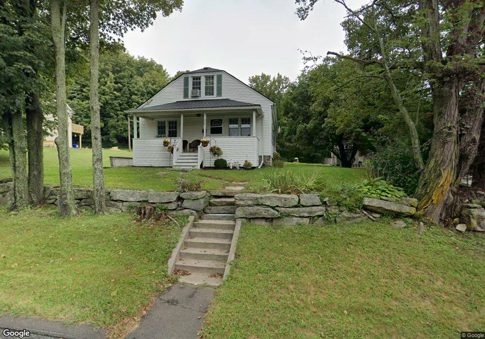 546 Buckingham St, Oakville, CT 06779 - photo 1