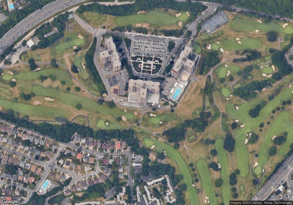 North Shore Towers unit 2M, Floral Park, NY 11005 - photo 1