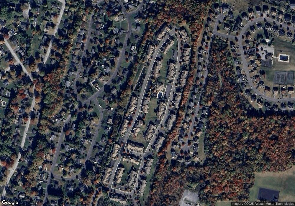 6 Bainbridge Place unit 902, Newburgh, NY 12550 - photo 1