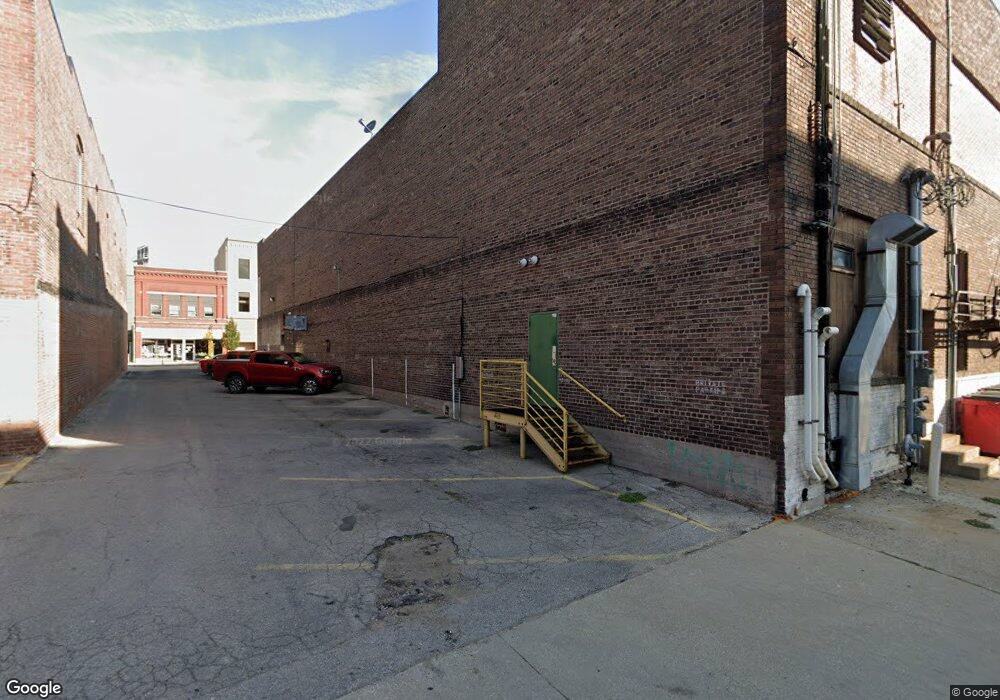 427 2nd Ave SE, Cedar Rapids, IA 52401 - photo 1