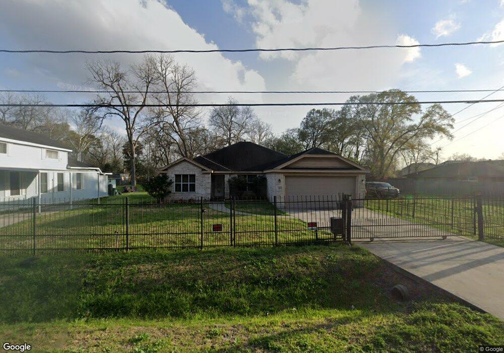 969 Wall St, Houston, TX 77088 - photo 1