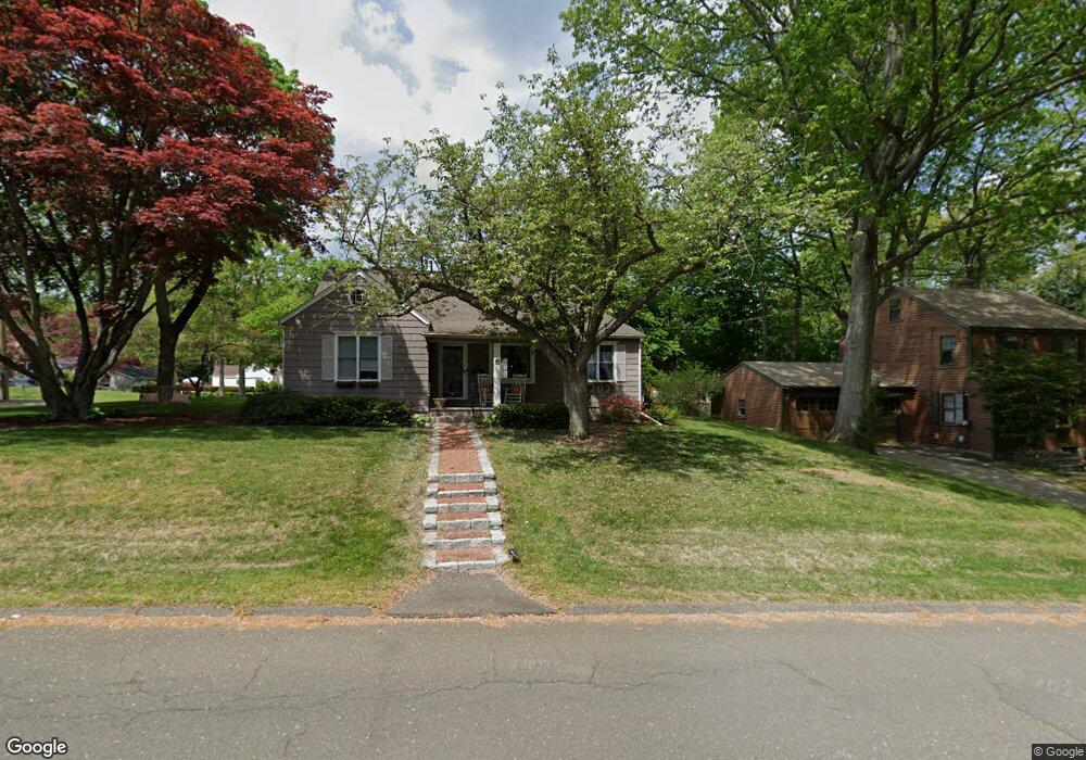 70 Evelyn St, Trumbull, CT 06611 - photo 1