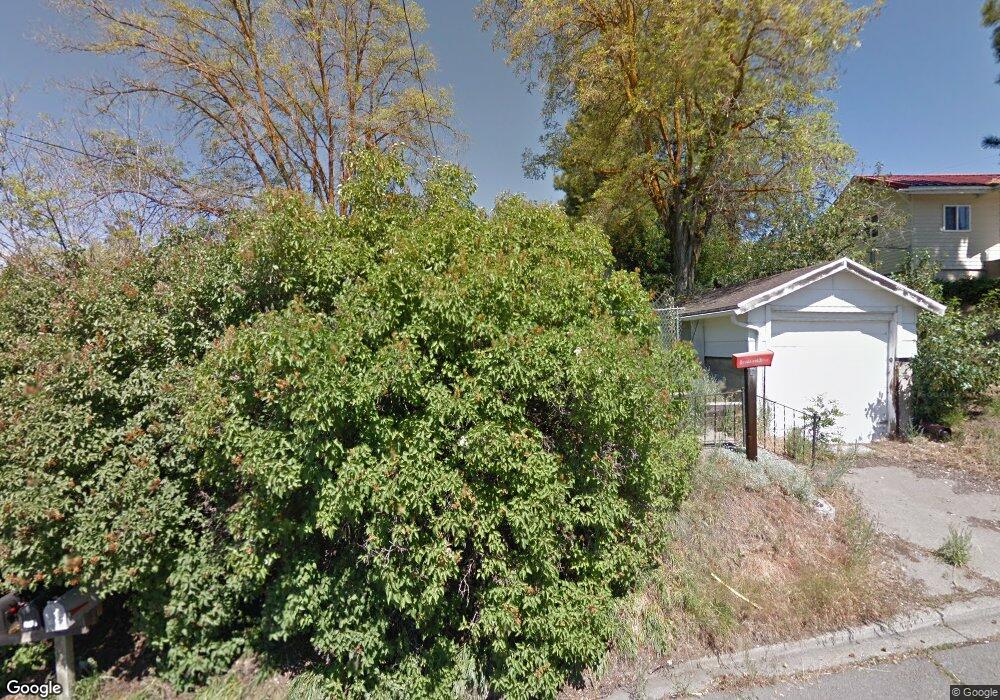 1874 Academy Ave, Klamath Falls, OR 97601 - photo 1