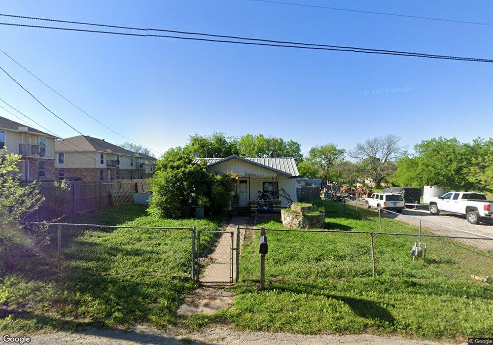 812 Estel St, Weatherford, TX 76086 - photo 1