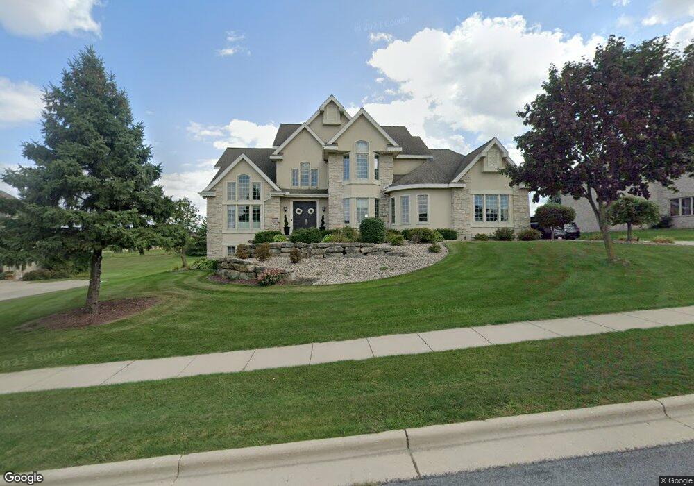 612 Bergamont Blvd, Oregon, WI 53575 - photo 1