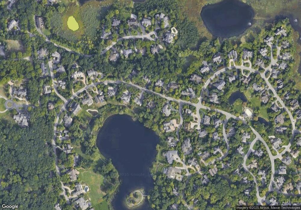 4701 W Wickford, Bloomfield Hills, MI 48302 - photo 1