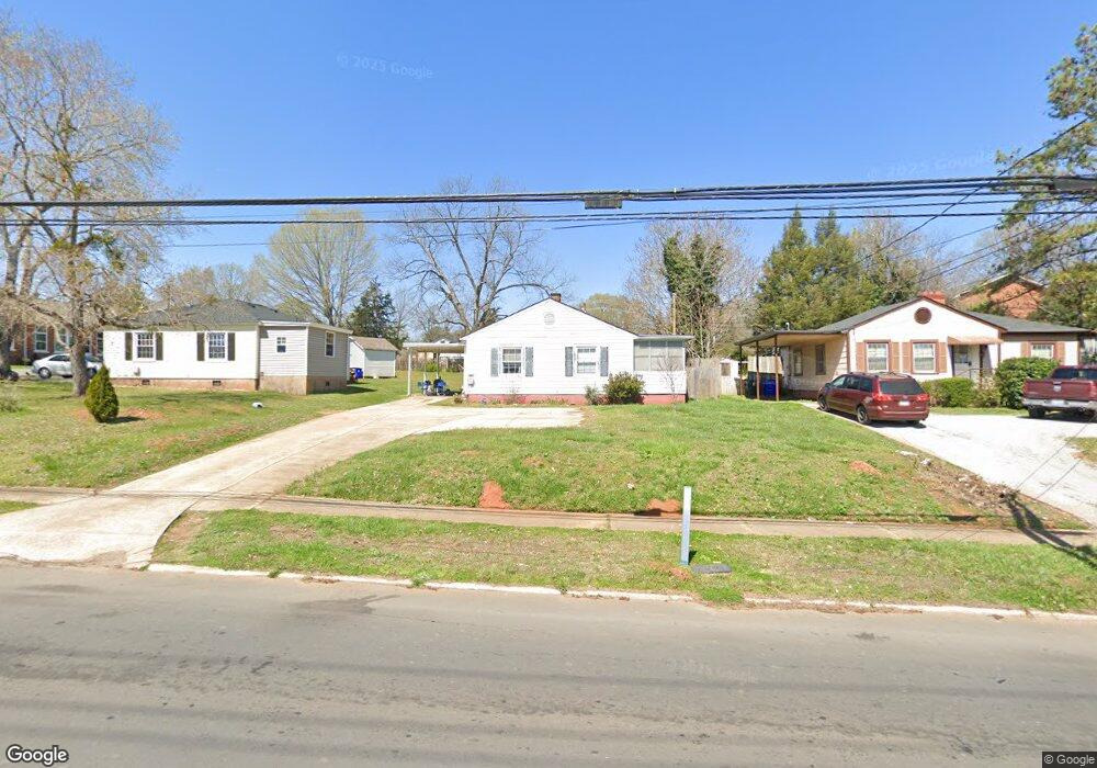 414 W 3rd St, Siler City, NC 27344 - photo 1