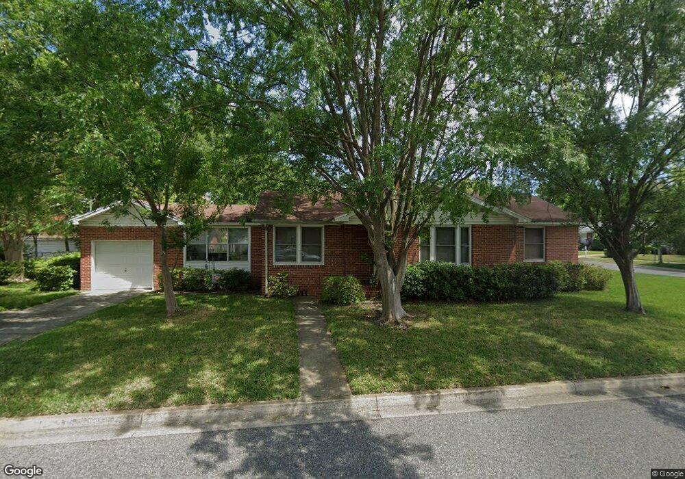 719 Murray Dr, Jacksonville, FL 32205 - photo 1