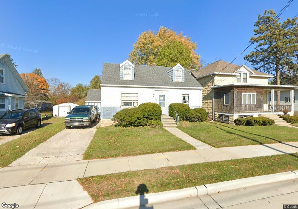 2020 25th St, Two Rivers, WI 54241 - photo 1