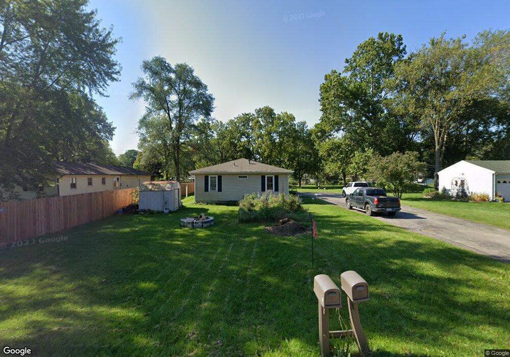 815 W Happy Hollow Rd, Janesville, WI 53546 - photo 1