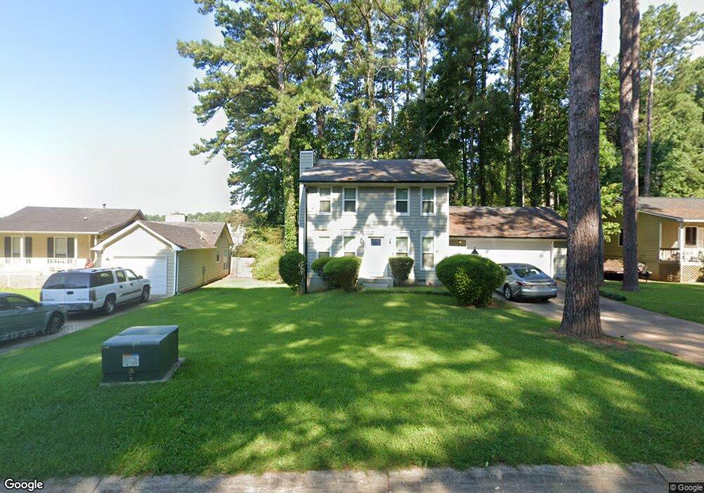 8599 Forest Pointe Dr, Jonesboro, GA 30238 - photo 1