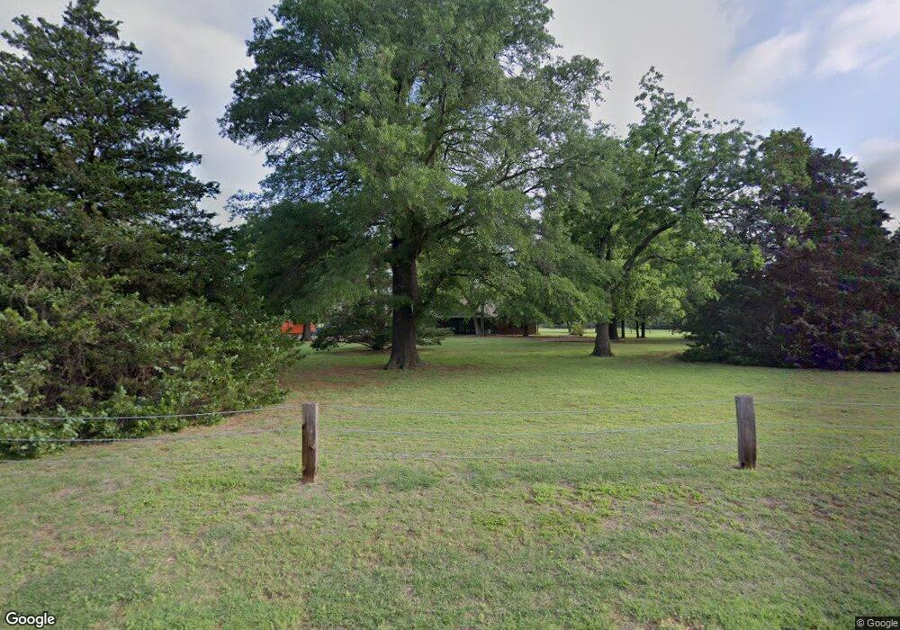 2705 Redbud Ln, Edmond, OK 73025 - photo 1