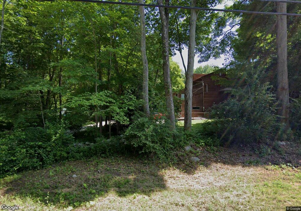 31 Pine St, Columbia, CT 06237 - photo 1