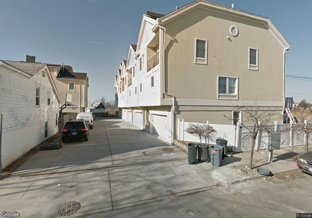 223 Beach 3rd St, Far Rockaway, NY 11691 - photo 1