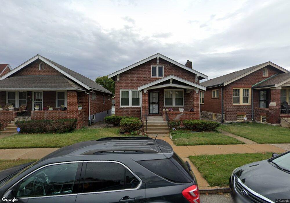 4622 Bessie Ave, Saint Louis, MO 63115 - photo 1