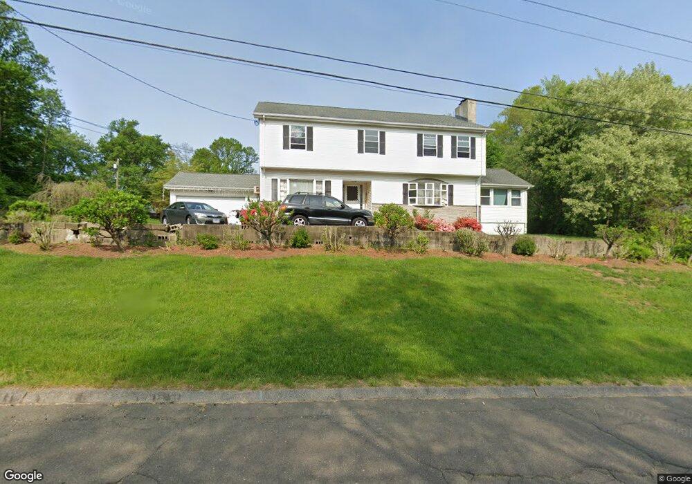 206 Lawrence Rd, Trumbull, CT 06611 - photo 1