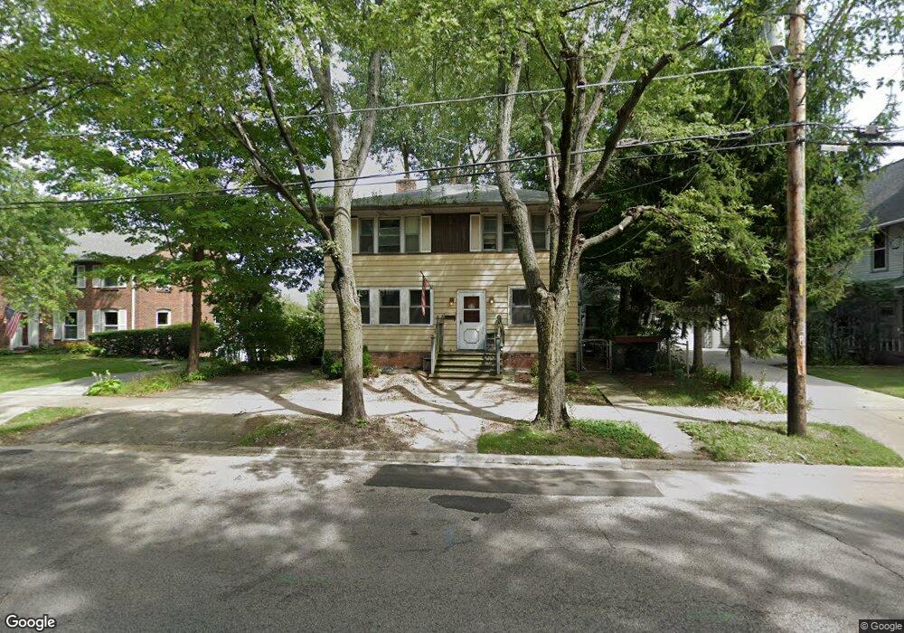 635 N Sheridan Rd, Waukegan, IL 60085 - photo 1