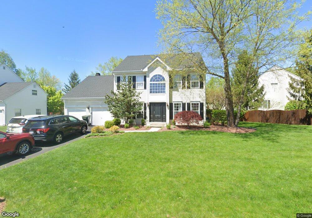 3910 Liz Cir, Doylestown, PA 18902 - photo 1