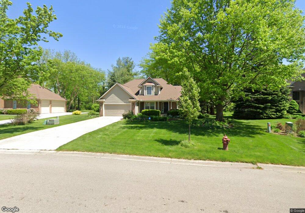 4423 Lake Forest Dr E, Ann Arbor, MI 48108 - photo 1