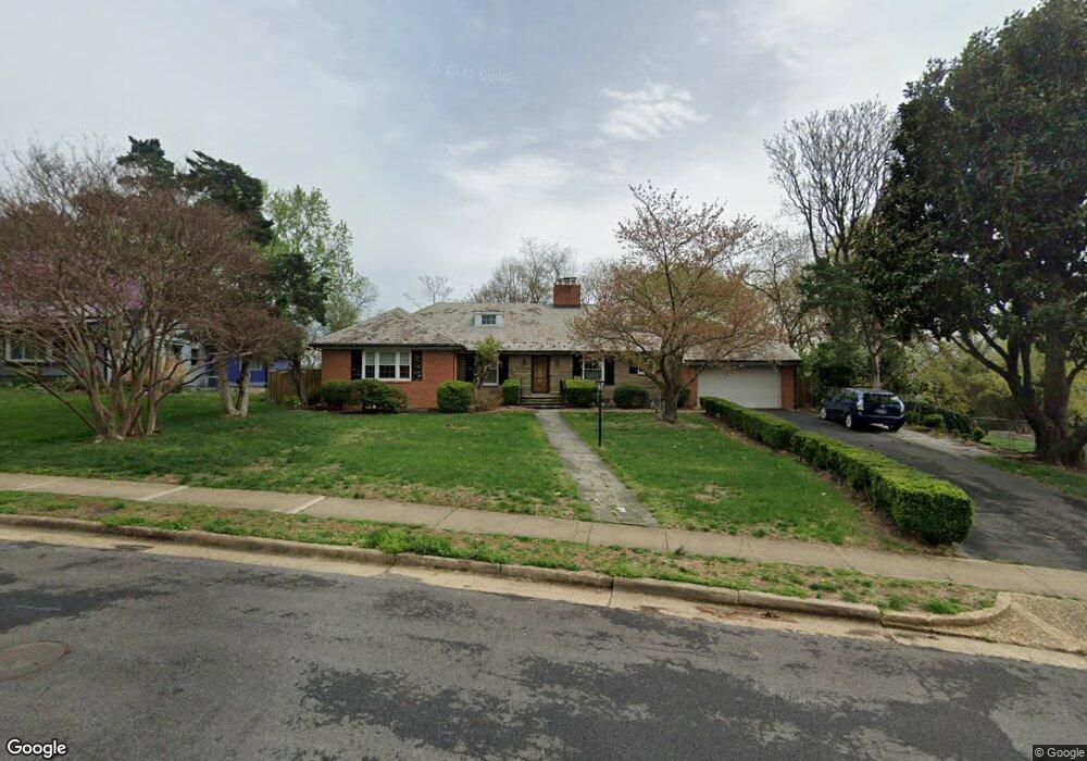 125 Longview Dr, Alexandria, VA 22314 - photo 1