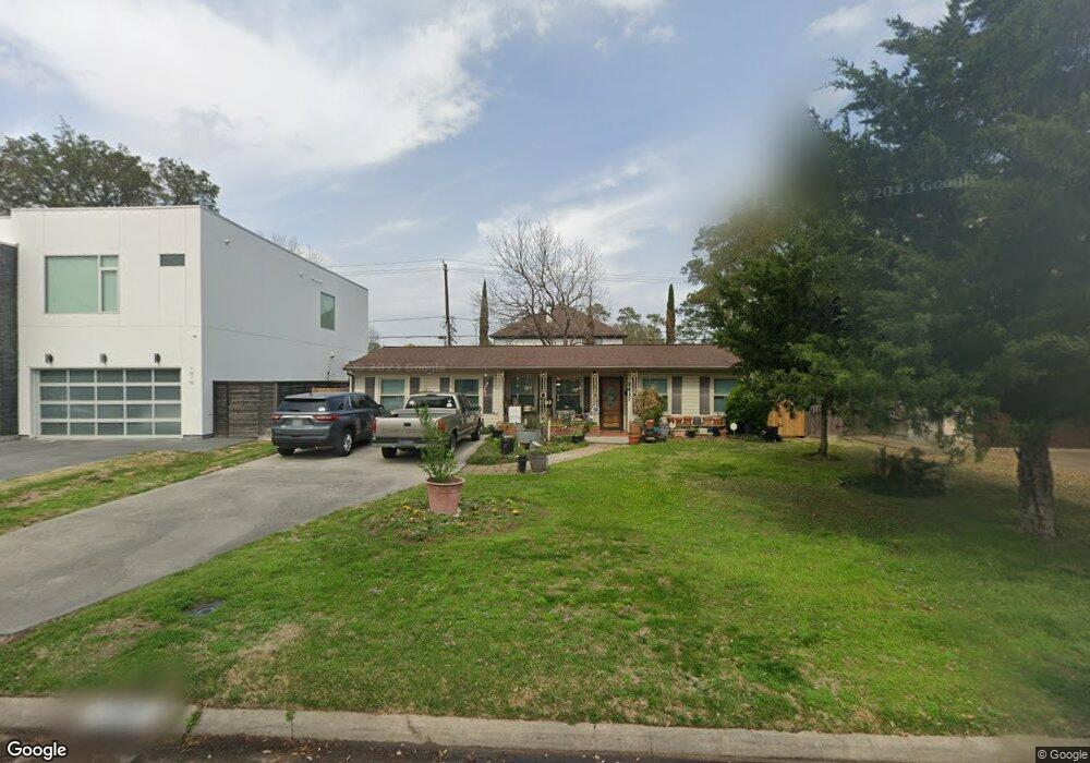 1410 Ebony Ln, Houston, TX 77018 - photo 1