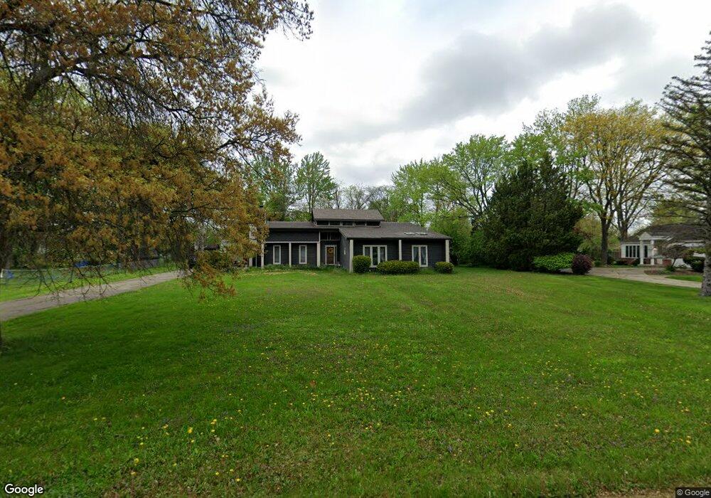 5344 Oaktree Dr, Flint, MI 48532 - photo 1