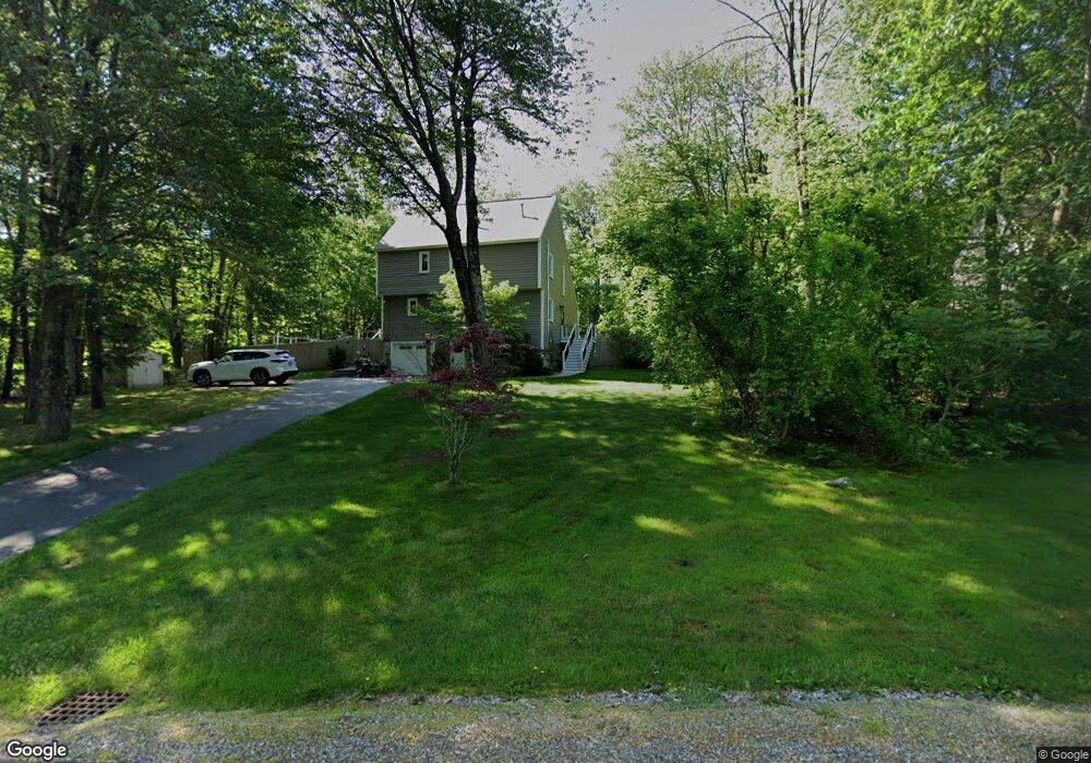 183 Wheel Wright Rd, Hampstead, NH 03841 - photo 1