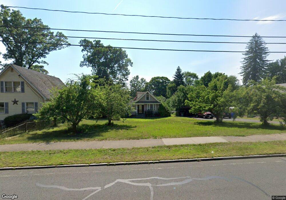 268 Harkness Ave, Springfield, MA 01118 - photo 1