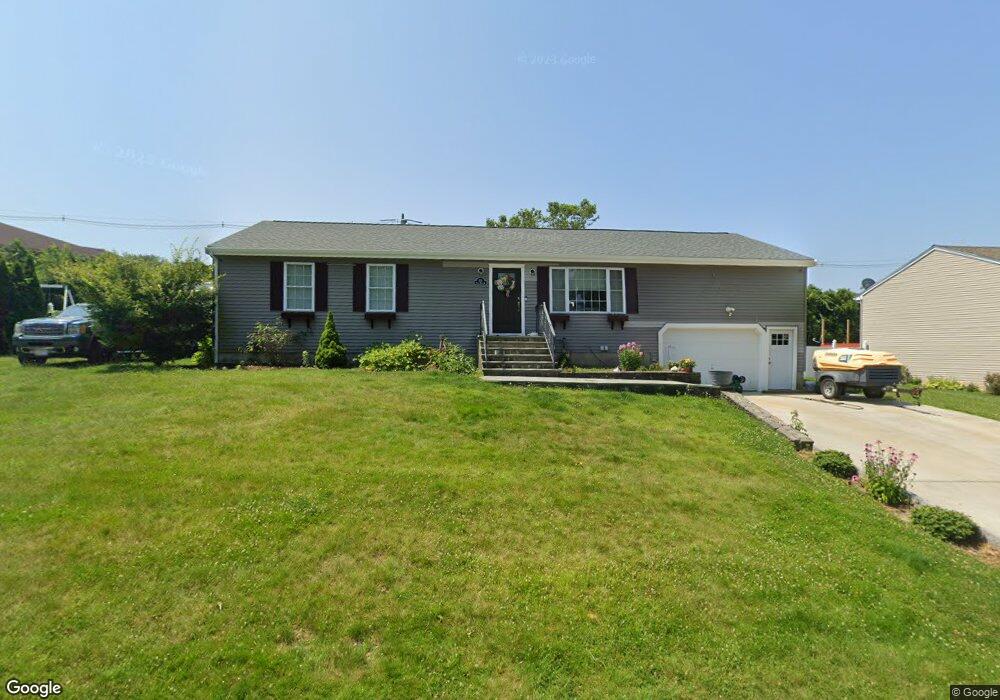 115 Point West Dr, Fall River, MA 02720 - photo 1