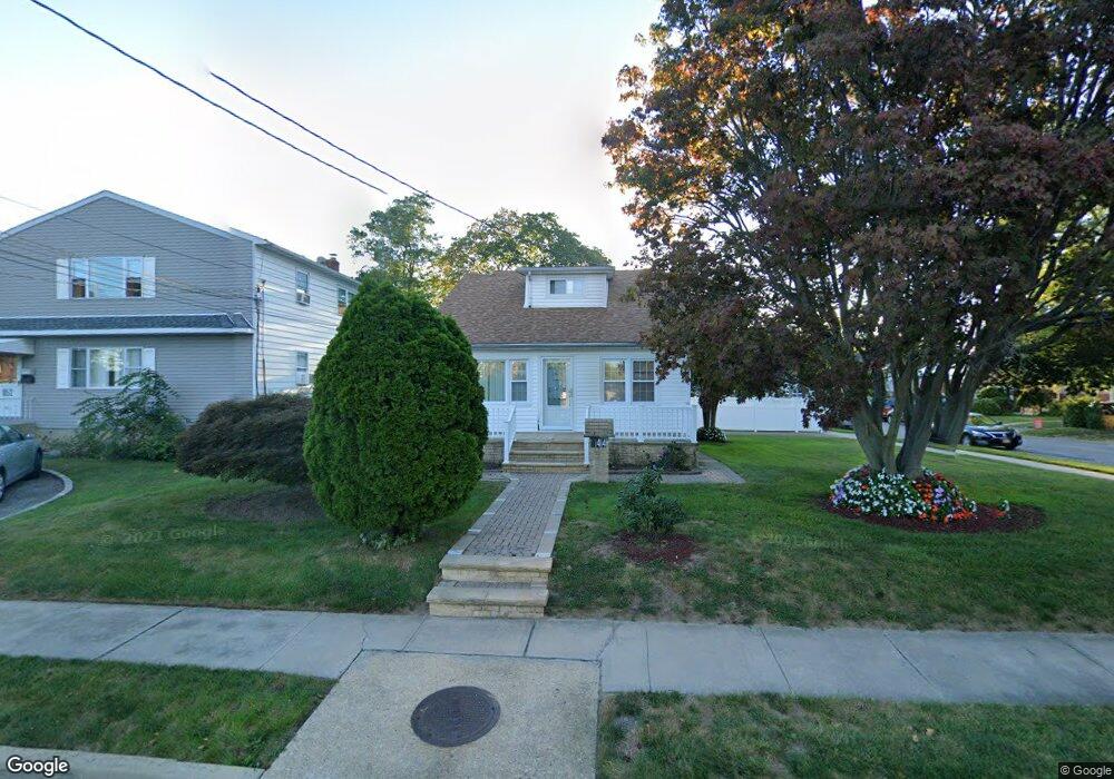 844 Oakfield Ave, Wantagh, NY 11793 - photo 1