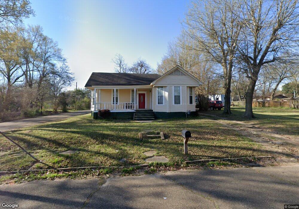 1303 W 6th St, Texarkana, TX 75501 - photo 1