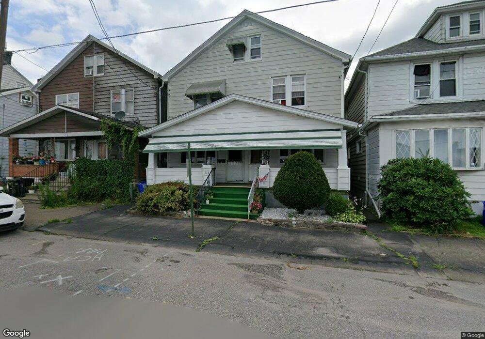 213 S Wyoming St, Hazleton, PA 18201 - photo 1