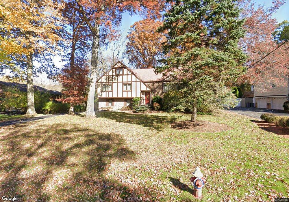 8 E Mayer Dr, Suffern, NY 10901 - photo 1