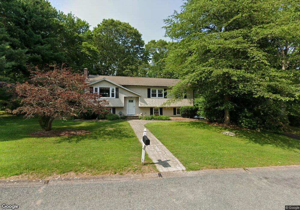 34 Cardinal Ln, Wakefield, RI 02879 - photo 1