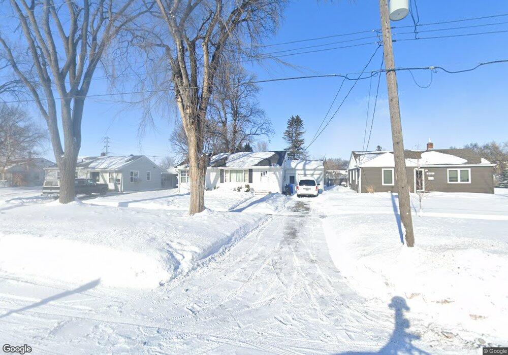 1705 3rd Ave S, Fargo, ND 58103 - photo 1